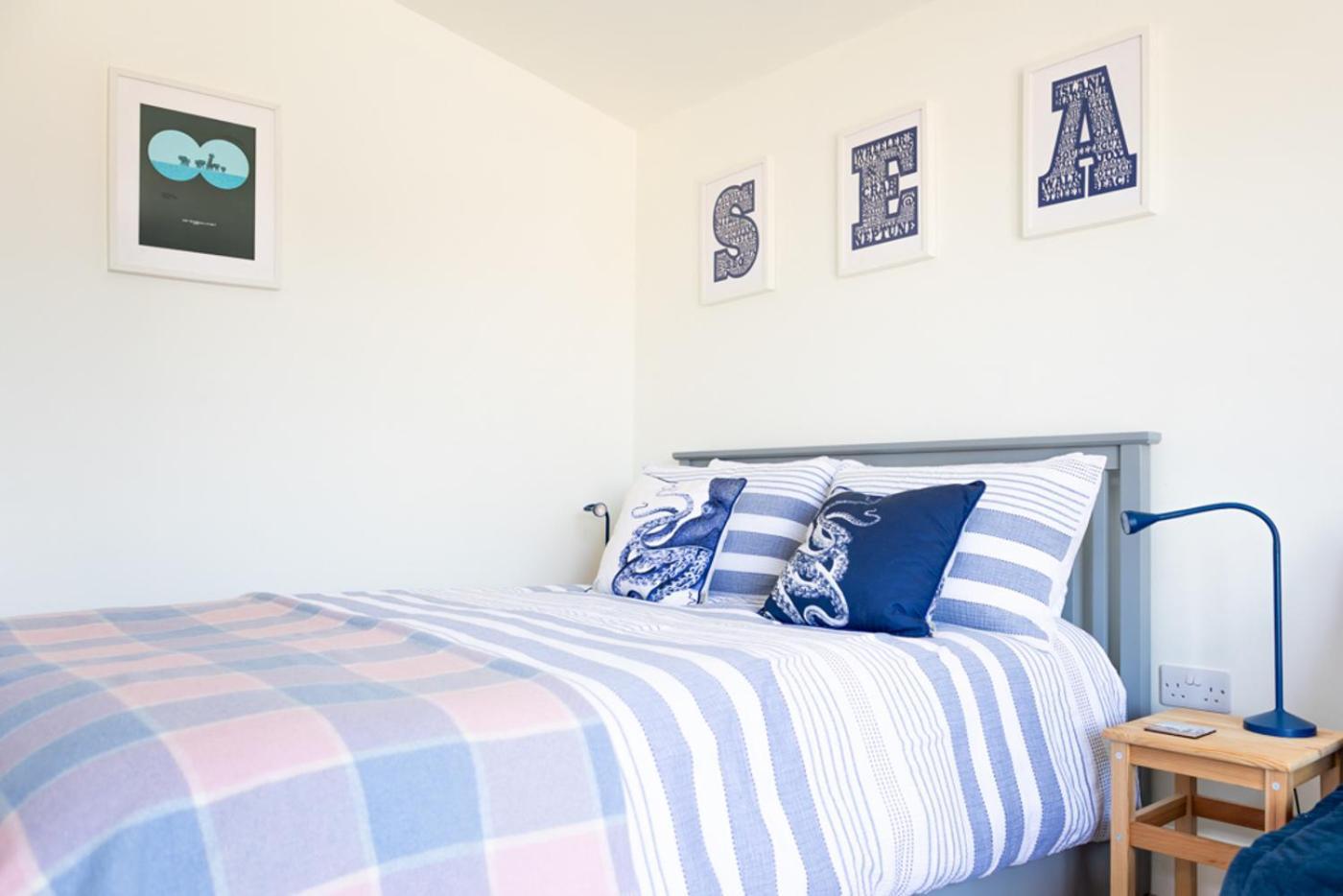 Pear Tree Cabin วิทสเตเบิล ภายนอก รูปภาพ